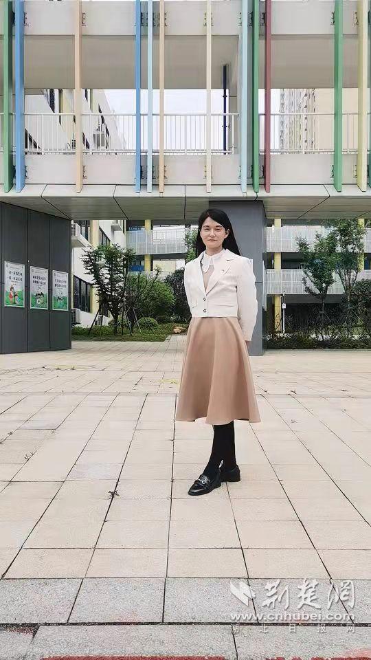 李玉琴1.jpg