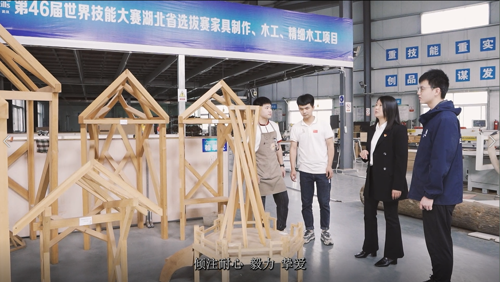 艺术设计4.png.png