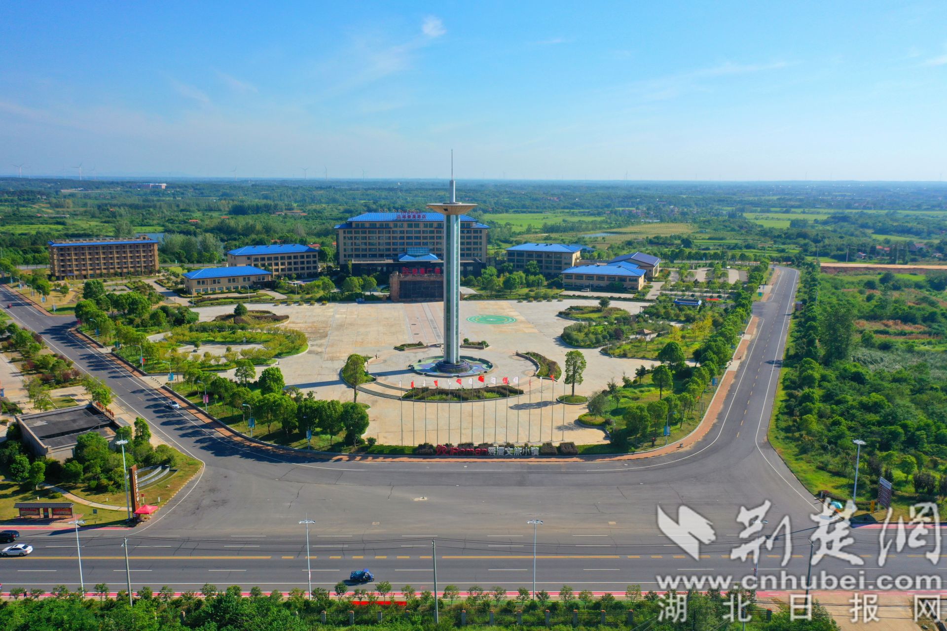 爱漫文旅小镇冯璇摄.jpg.jpg