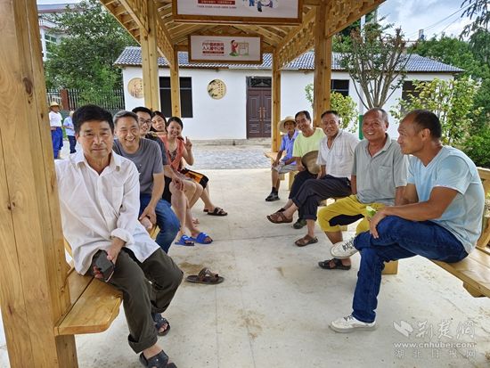汪岗镇村陈庙河村的“幸福笑容”.JPG.JPG