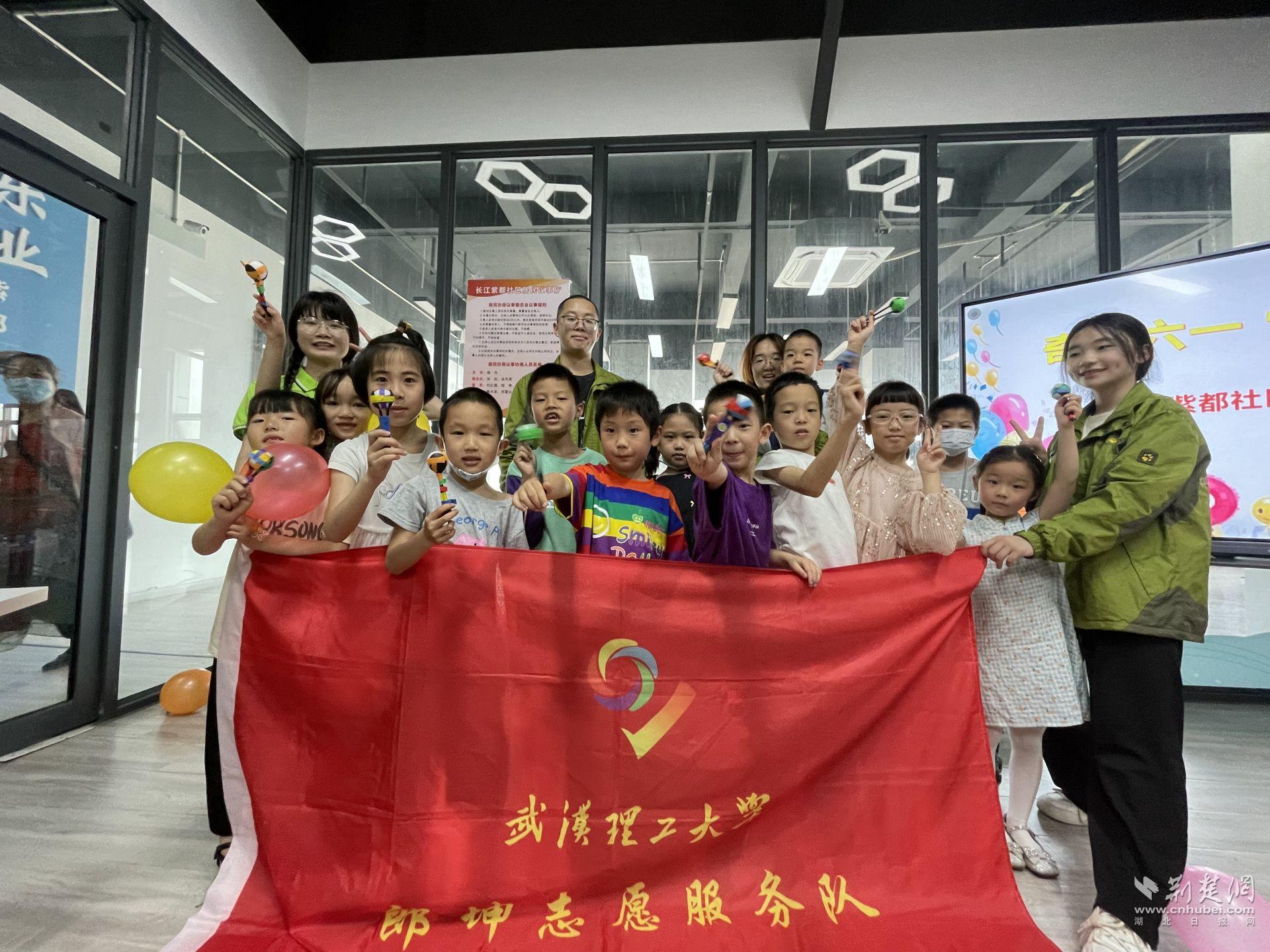 “公益课堂”活动合影.jpg.jpg