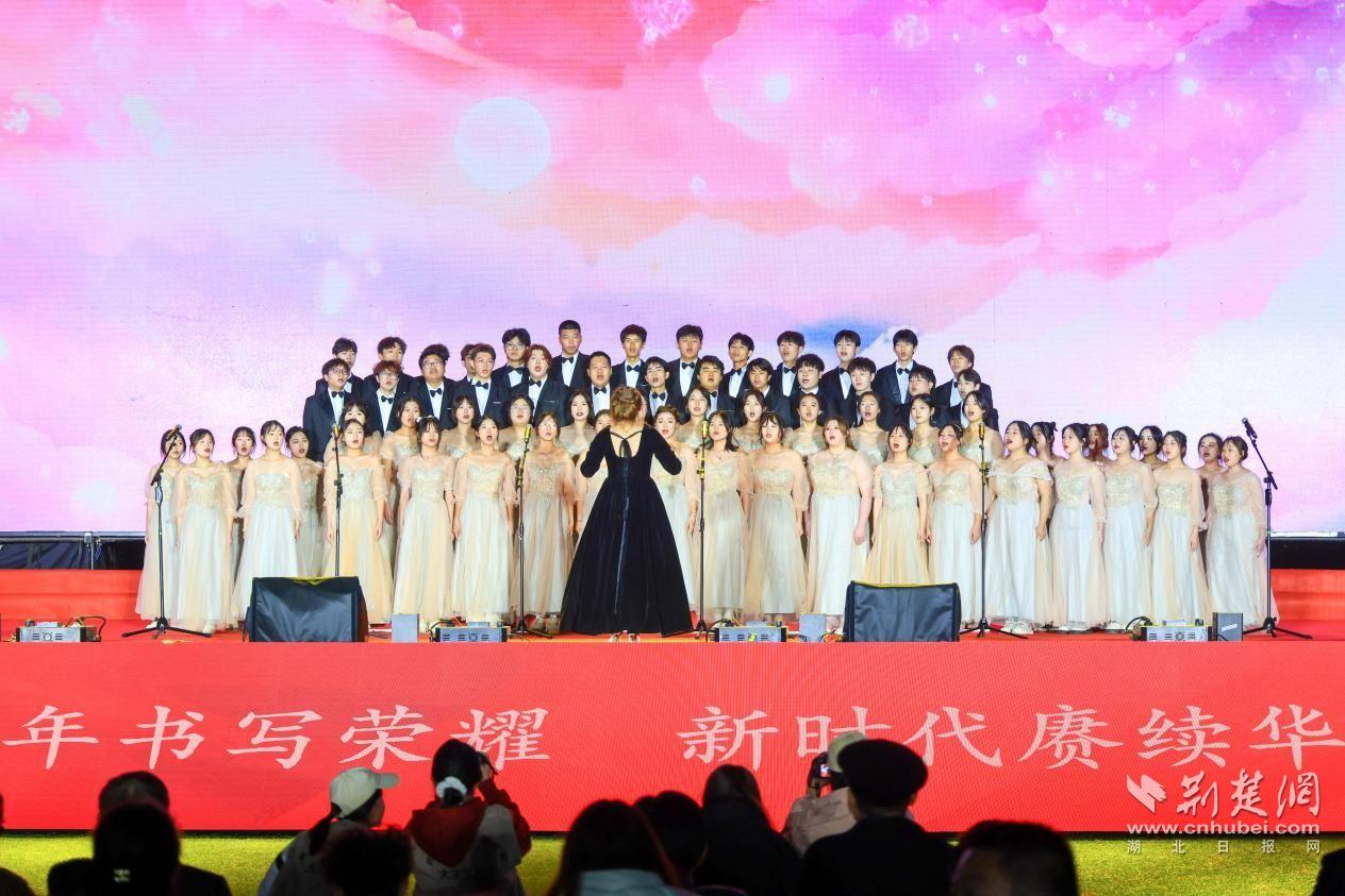 校合唱团歌曲《彩虹.jpeg.jpeg
