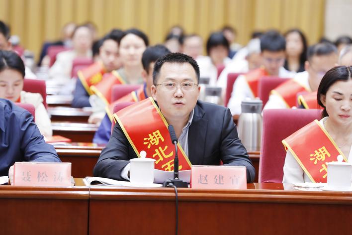 0cf029c4-d23c-43ff-b821-6b38349bcd09.jpg.1