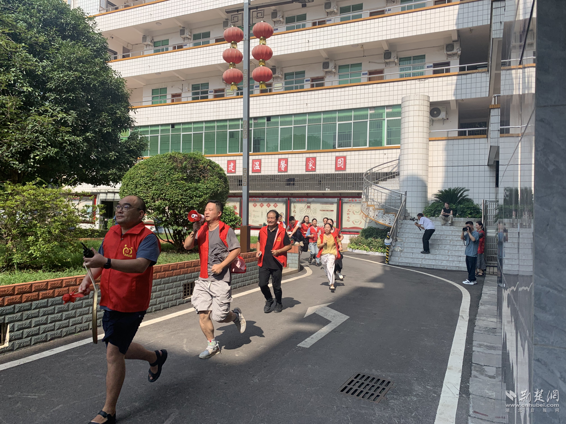 应急疏散演练1.png.png