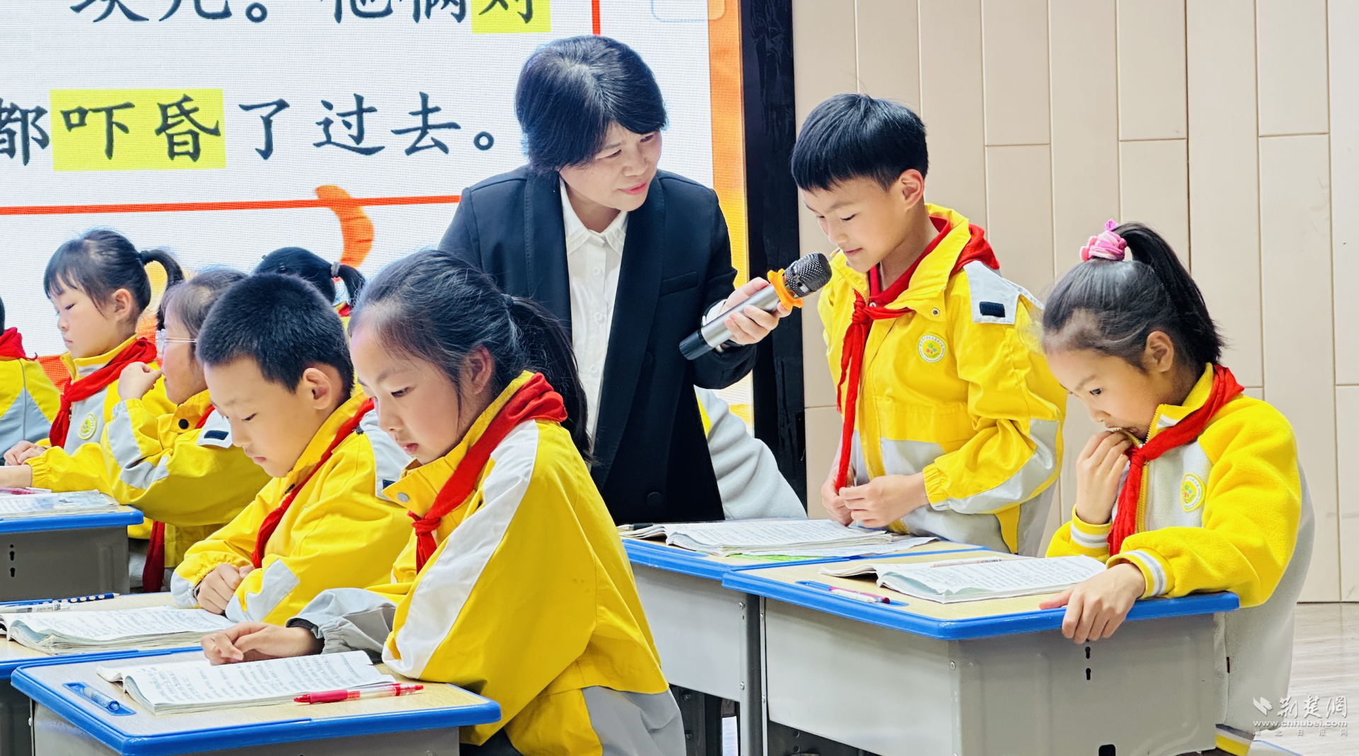 湖北省小学语文名师牵手开放活动在江夏举行