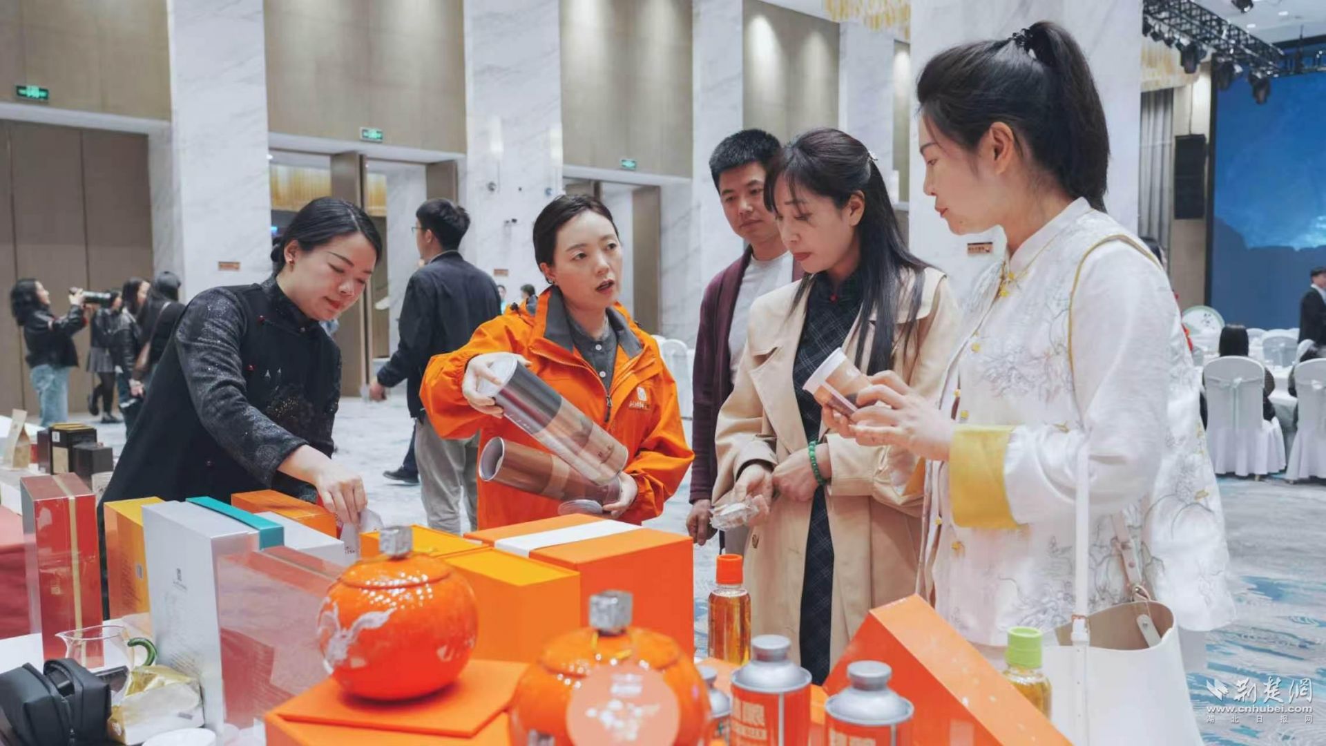 正在上传...