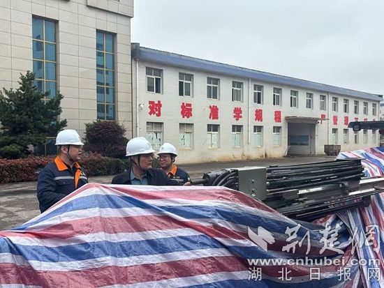 _cgi-bin_mmwebwx-bin_webwxgetmsgimg__&MsgID=8179093574628217115&