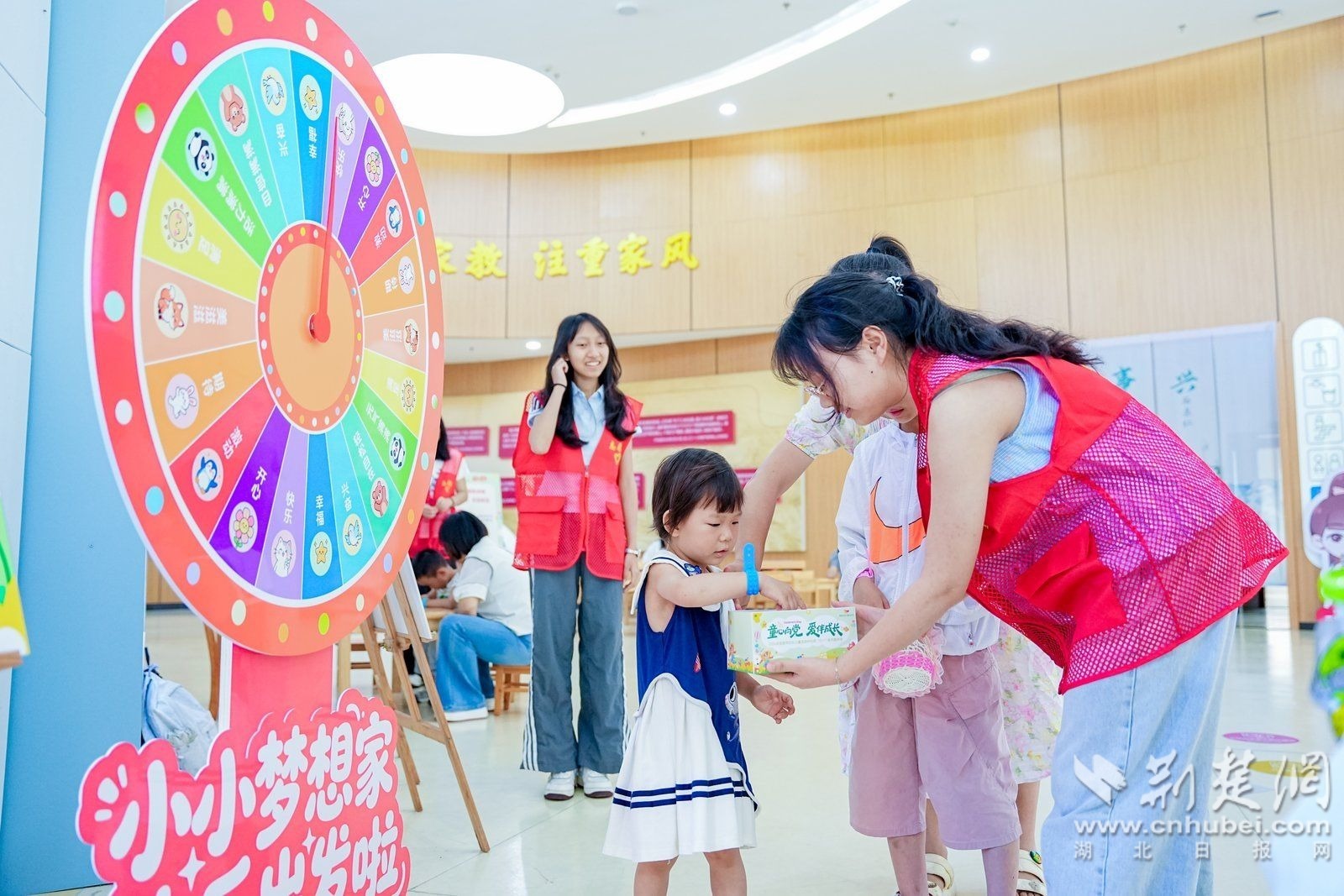 DSC00460.jpg~tplv-9lv23dm2t1-resize-animforce-v1_1600_3000_gif.j