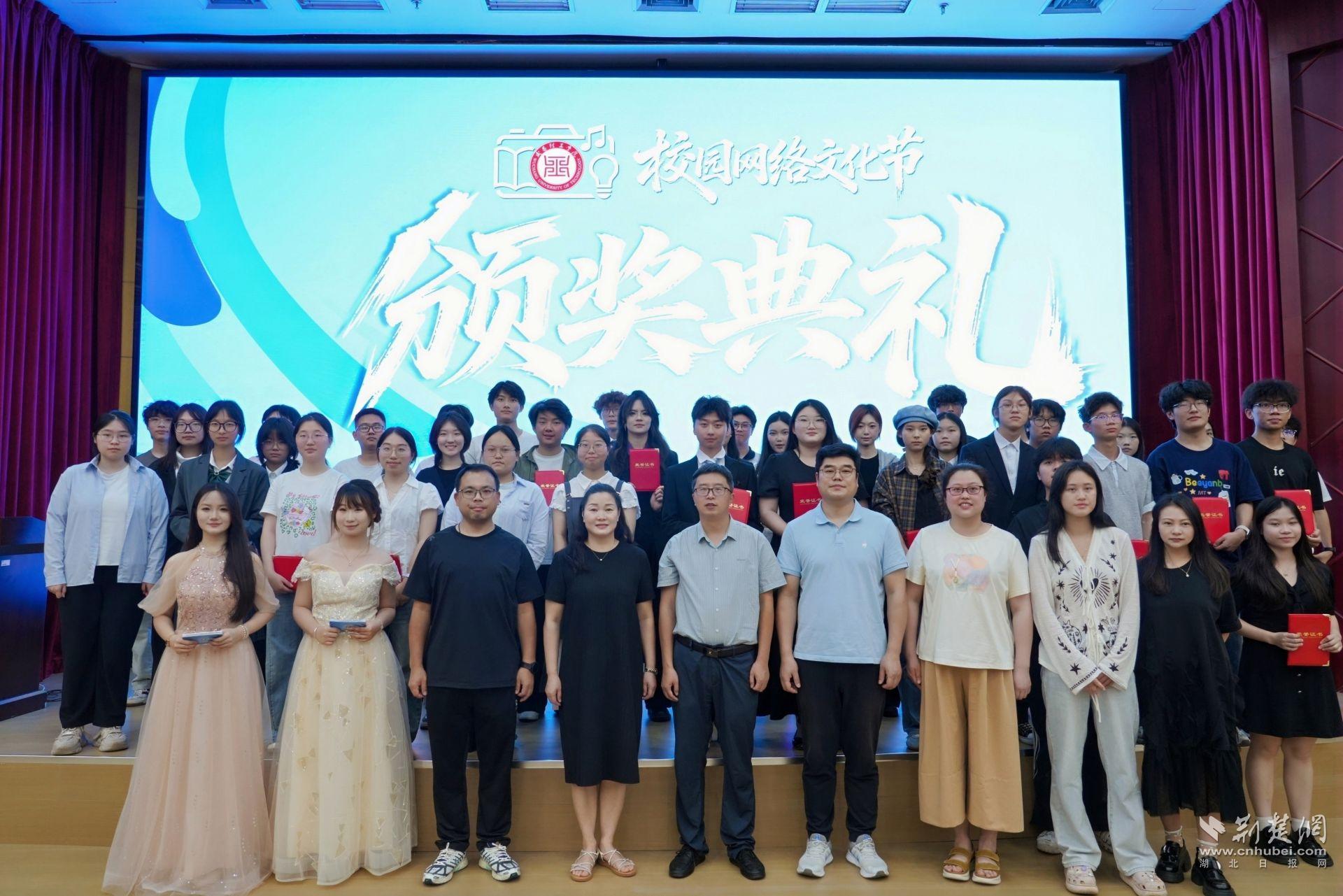 F66A6D84C451662D372FE41D624ED344.png.png