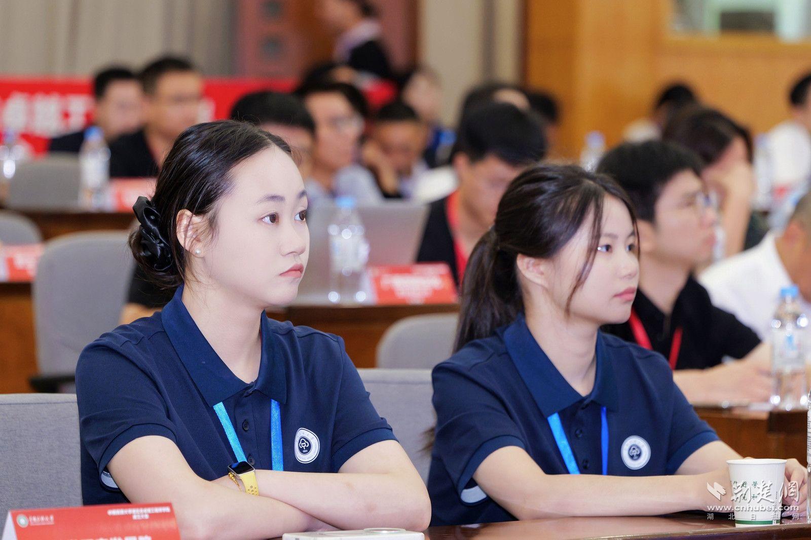 成立大会现场1。学校供图.jpg.jpg