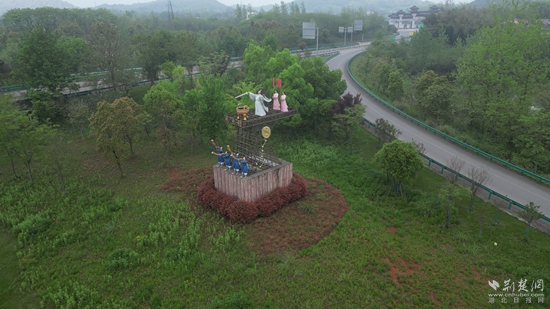 路域景观“借东风”.jpg