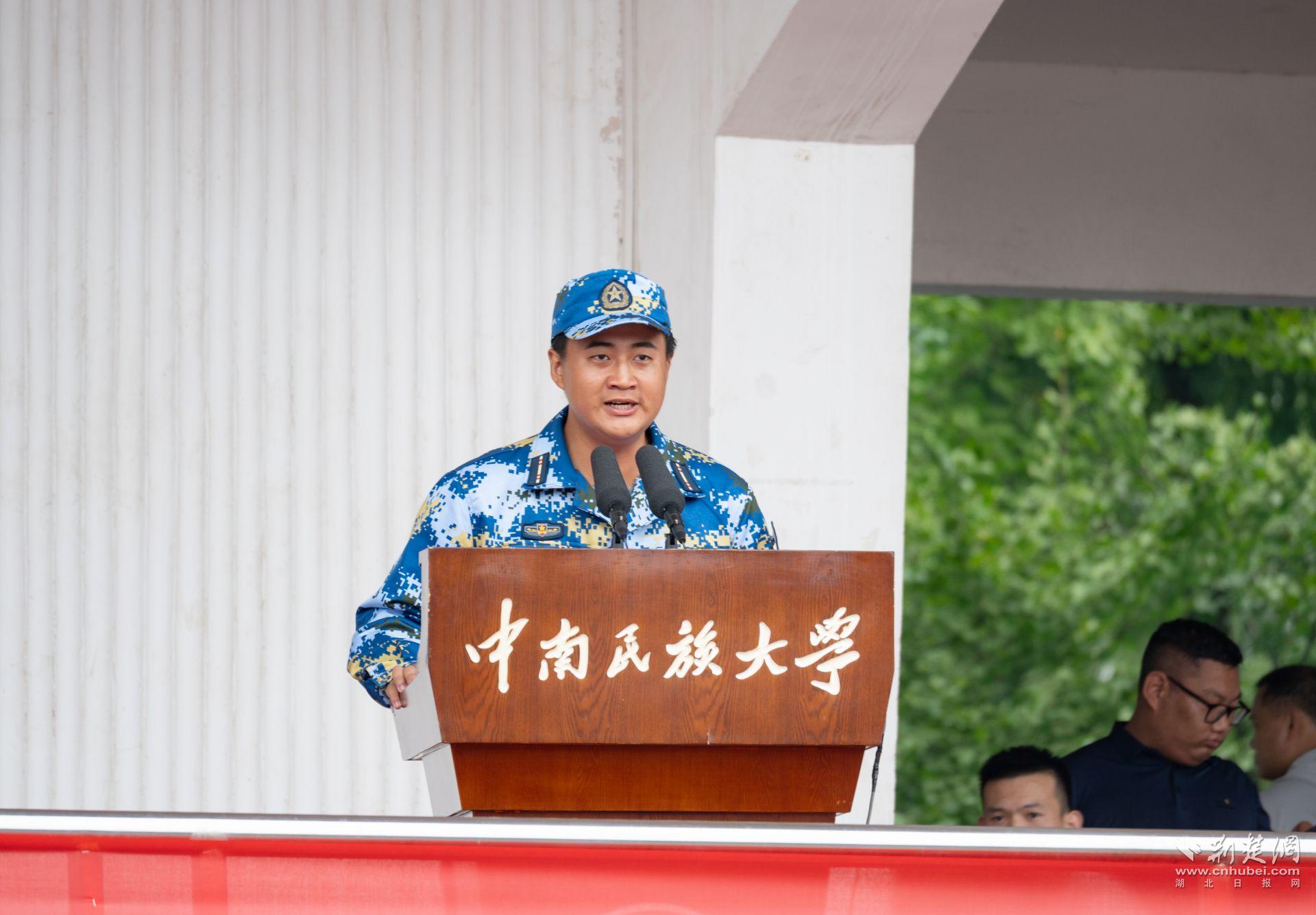 新生代表张峻豪发言。马鑫雨摄.jpg.jpg