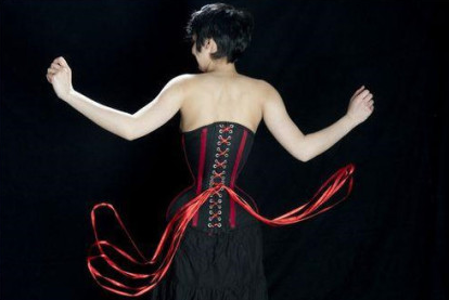 24�����Ů����Χֻ��40.6cm ���ѳ����������