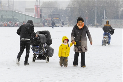 ������ҹ��ӭ��ѩ PM2.5����һ����������(ͼ)