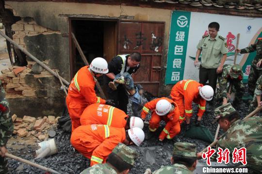 ͼΪ��Ԯ��Ա�ȳ�һ�������ͯ��